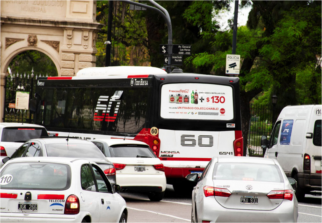 Publicidad en colectivos - vía pública